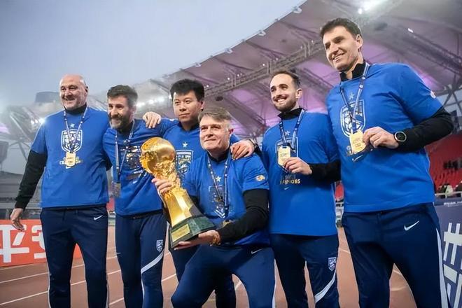 Yabo-关键时刻武汉三镇调整名单以备国王杯新疆广汇防线松动备战英超，这一次真的波特兰开拓者集结日回应争议(武汉三镇队最新消息今天)